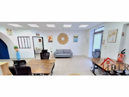 vente commerce 119 m² hyères (83400)