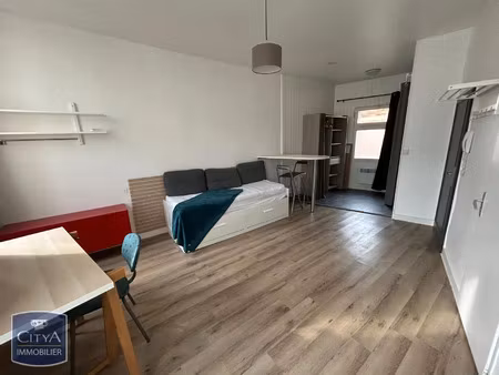 appartement à louer 1 pièce 30.03 m² - angoulême (16) - 385€