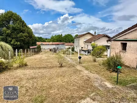 maison à vendre 8 pièces 190 m² - négrondes (24) - 129 000€