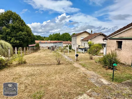 maison à vendre 8 pièces 190 m² - négrondes (24) - 129 000€