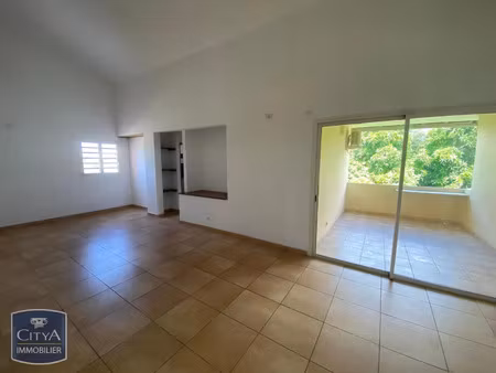 appartement à vendre 2 pièces 61 m² - saint-benoît (974) - 67 000€