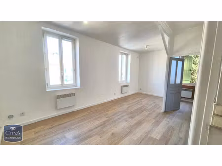appartement à louer 2 pièces 71.83 m² - fos-sur-mer (13) - 810€