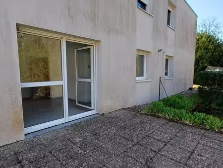 appt 2 pièces en rez-de-jardin