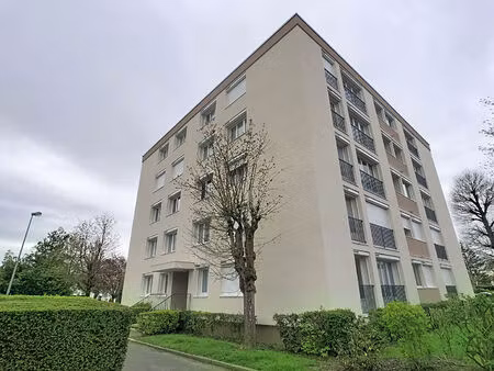 appartement rambouillet 3 pièce(s) 60 m2_residence renovee