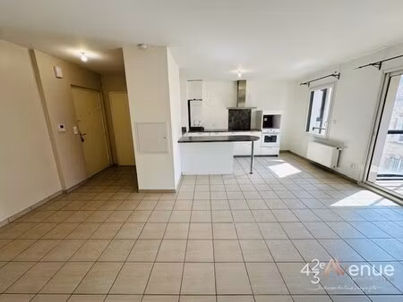 st just st rambert t3 terrasse garage