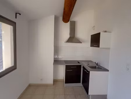 studio en centre ville de beaucaire
