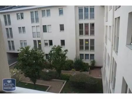 parking à louer 10 m² - cambrai (59) - 61€