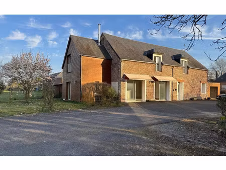 maison assis-sur-serre 217 m² t-6 à vendre  262 900 €