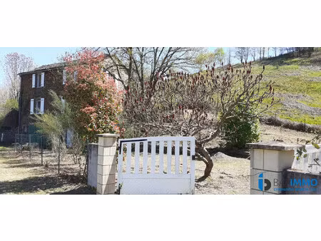 maison de campagne renovee terrain