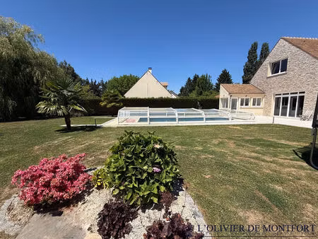 maison individuelle les essarts le roi de 262 m² au sol