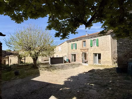 rouffiac - maison en pierre avec terrain.