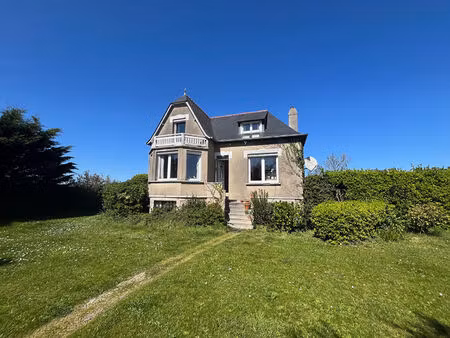 vente d'une maison de 6 pièces (90 m²) à saint pabu