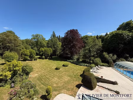 maison montchauvet de 395 m²