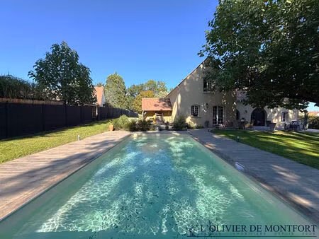 jolie maison individuelle de 8 pièce(s) 290 m² au sol