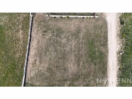 saint-pierre-quiberon - terrain de 422 m² à vendre à 200 mètres des plages de la baie !