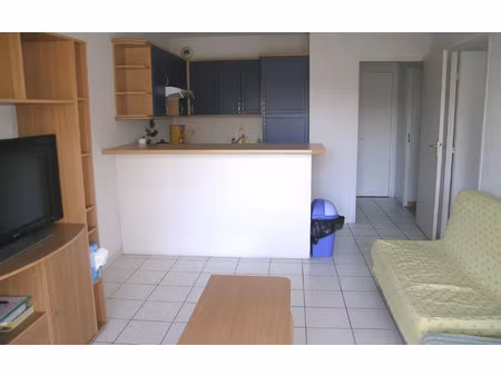 location appartement  37.7 m² t-2 à cannes  820 €