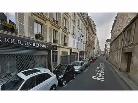 location commerce 65 m²