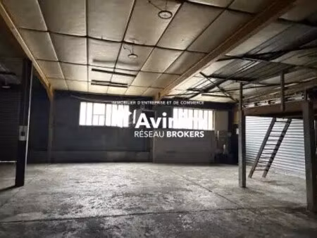 vente entrepôt 395 m²