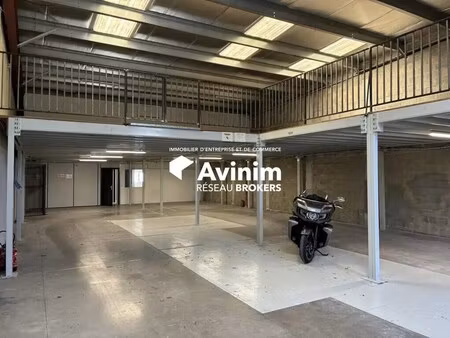 location entrepôt 427 m²