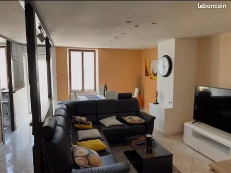 appartement 65m² centre bourges – quartier nation – clim – charges mini