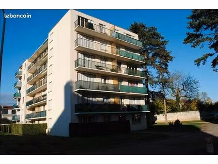 studio 1 pièce 31 m²