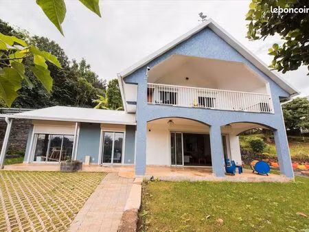 maison meublée 136 m² – 4 ch – grand jardin – les avirons