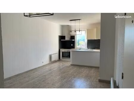 loue type 2 saint zacharie