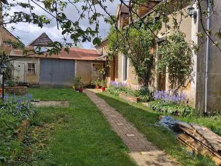 vente maison à semur-en-vallon (72390) : à vendre / 108m² semur-en-vallon