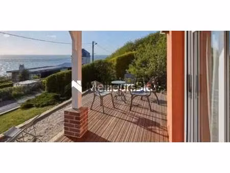 maison avec piscine en bord de mer ault (80)