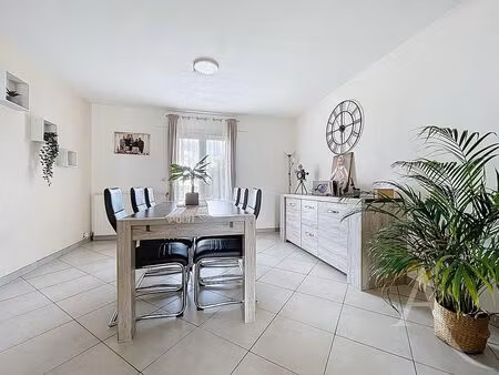 vente maison 8 pièces  140.00m²  flins