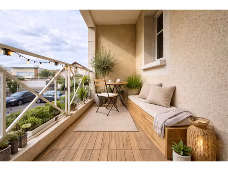 studio 31 m² - carrières-sous-poissy - balcon / parking