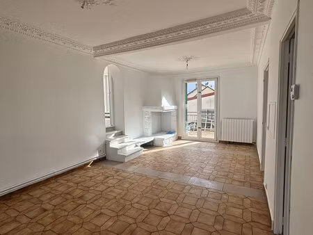 appartement t2 56m² + terrasse villeneuve-saint-georges