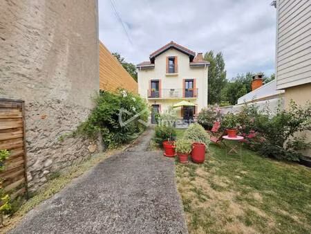 we invest daniela big