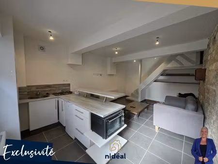 maison mitoyenne 2 chambres.