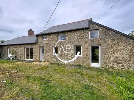 sur 8 306 m²  propriété rurale en pierres avec dépendances ?