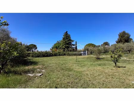 exclusif terrain a batir sur les hauteurs plat