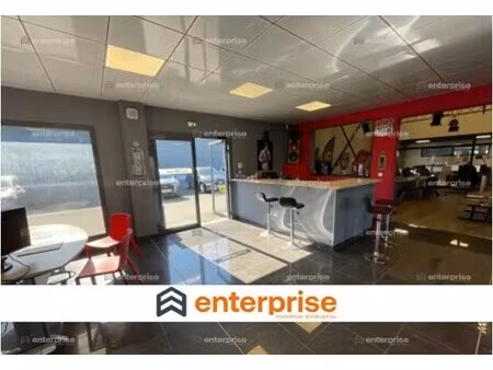 vente local d'activités 300 m²