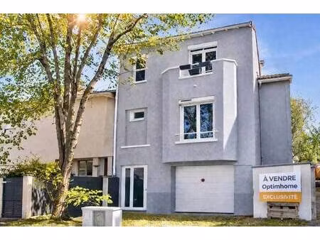 maison de ville à vendre