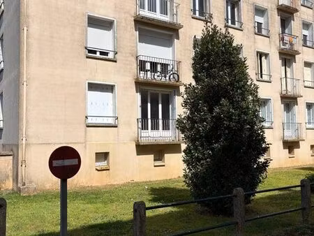 appartement   82m2  fontenay le comte