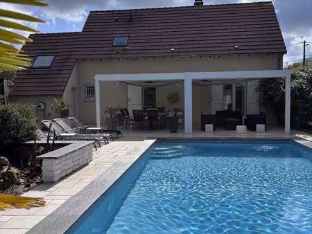 maison avec piscine à 5minutes d'auxerre