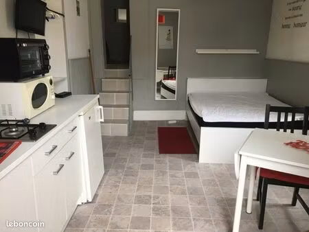 logement tout équipé avec terrasse