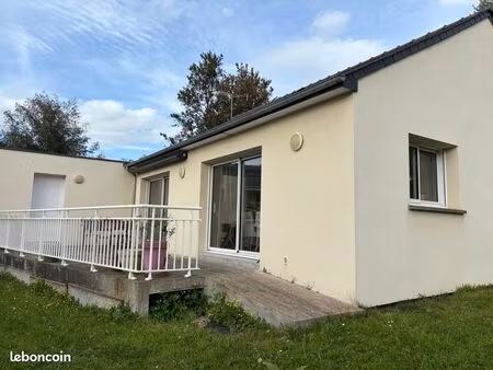 à louer maison 2 chambres à partir du 13 juillet