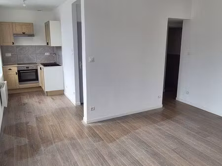 appartement 2 chambres entièrement refait à neuf