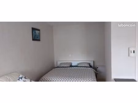 t1 à louer au blanc en ville haute