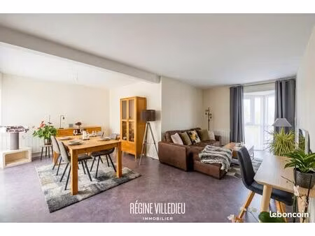 appartement 3 pièces 77 m²