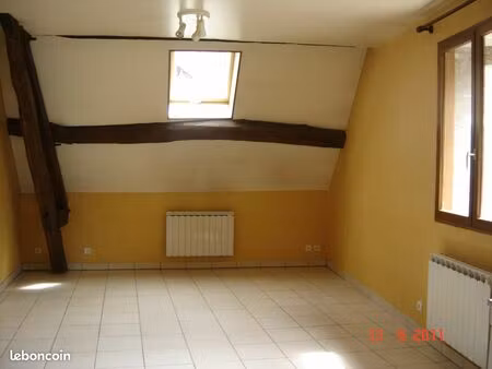 t2 à louer à sombernon