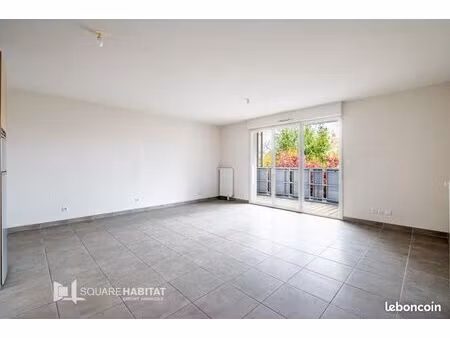 appartement 5 pièces 64 m²