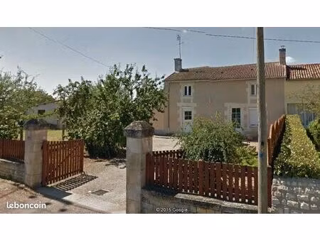 maison 4 pièces avec cour et terrain