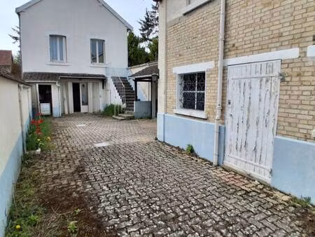 maison de ville à vendre