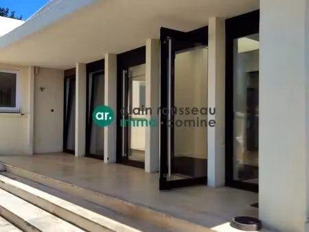 location bureaux 92 m²
